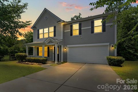 5229 Hawkins Meadow Court active home in Caldwell Commons, Charlotte, NC