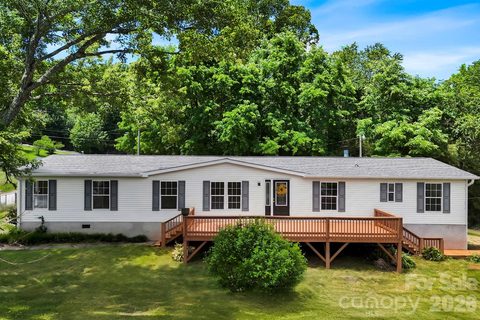 135 Prevost Street sold home in Morningside, Waynesville, NC