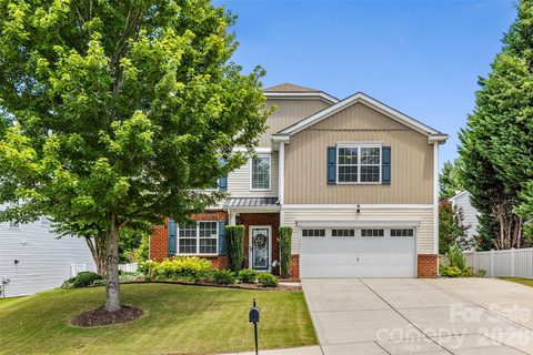 416 Garden Grove Road sold home in Spicewood, Fort Mill, SC