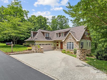 421 Purple Finch Court sold home in Ashley Woods, Arden, NC