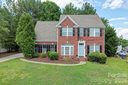 305 Hydrangea Drive sold home in Clover, SC