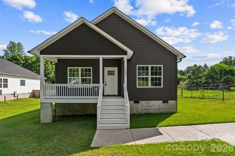 213 Sheffield Drive pending home in English Estates, York, SC