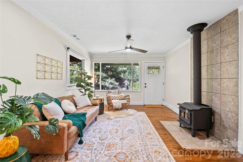 2323 Greater Druid Hills Boulevard sold home in Greater Druid Hills, Hendersonville, NC