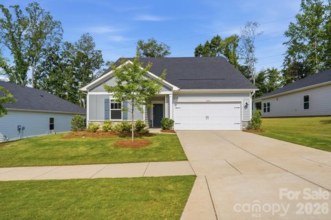 6234 Barcelona Way active home in Solena At The Vineyards, Charlotte, NC