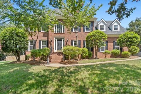 2328 Howerton Court active home in Hembstead, Charlotte, NC