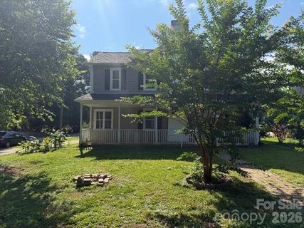 210 Oakdale Street active home in Sunrise Park, Gastonia, NC