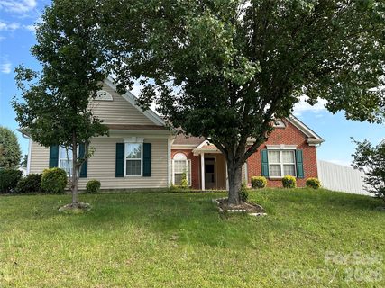 6826 Chieftain Drive sold home in Keeneland, Charlotte, NC