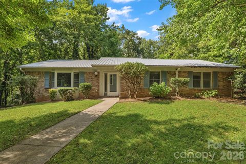 709 Forest Ridge Drive active home in Haywood Knolls, Hendersonville, NC