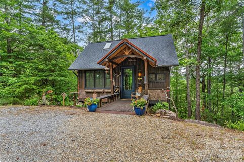 130 Settlement Ridge Drive active home in Black Forest, Marion, NC