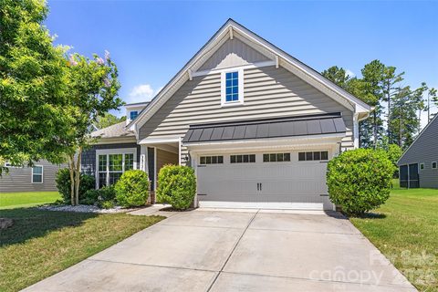 2321 Napa Valley Drive pending home in Cortona, Waxhaw, NC