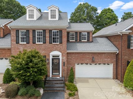 9415 Bonnie Briar Circle sold townhome in Bonnie Briar, Charlotte, NC