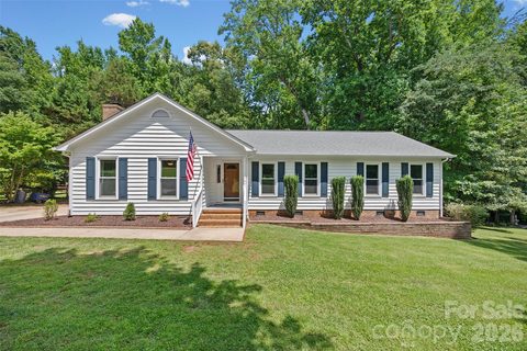 988 Pleasant Ridge Road sold home in Edgewoods, Fort Mill, SC