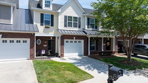 2010 Talbot Lane sold townhome in Braxton Gate Townhomes, Hickory, NC