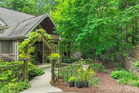 522 Silver Hawk Lane active home in Hawks Landing, Weaverville, NC