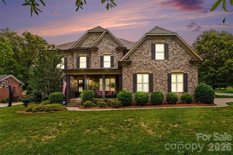 13002 Fen Court active home in Olmsted, Huntersville, NC