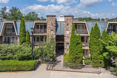 222 Bowling Park Road active home in Residences At Biltmore, Asheville, NC
