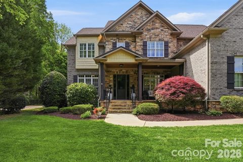 A home in Twelve Oaks