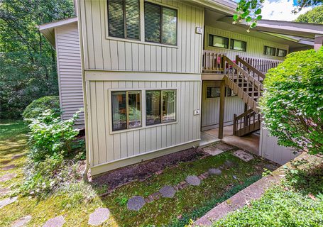 3a Cedarwood Drive active condo in Cedarwood, Asheville, NC