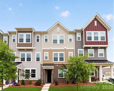 147 Morning Gap Parkway pending townhome in Elizabeth, Fort Mill, SC