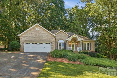 1506 Village Court sold home in Colony Woods, Gastonia, NC