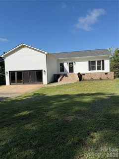 1380 Saddle Drive sold home in Shiloh Farms, York, SC