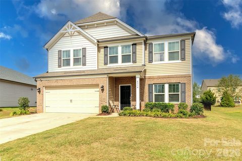 4314 Collingham Drive active home in Haywyck Meadows, Charlotte, NC
