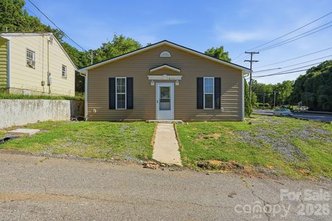 Homes in Hollandale, Gastonia