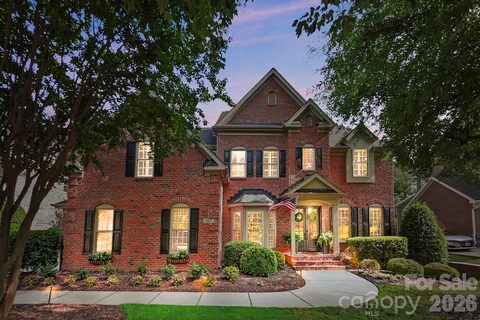 16601 Doves Canyon Lane active home in The Palisades, Charlotte, NC
