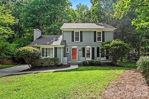 9322 New Towne Drive sold home in Sardis Forest, Matthews, NC