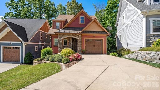 39 Tudor Way pending home in Tudor Croft, Black Mountain, NC