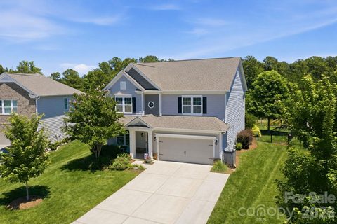 3026 Spinner Court sold home in Covington At Lake Norman, Denver, NC