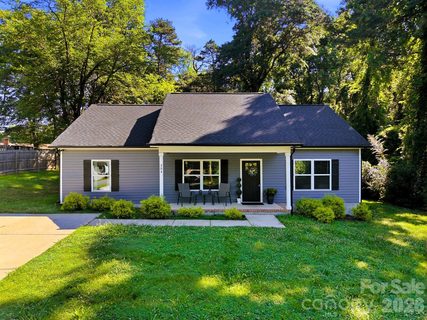 204 Price Street sold home in Catawba Heights, Mount Holly, NC