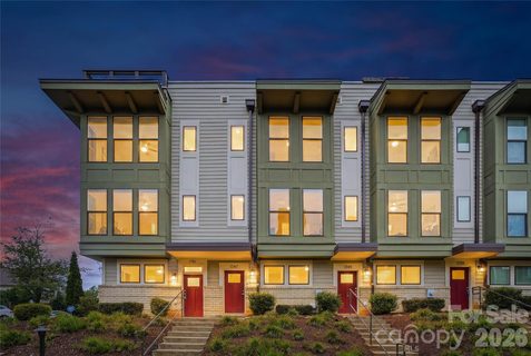 1747 Cannon View Lane active townhome in Seversville, Charlotte, NC