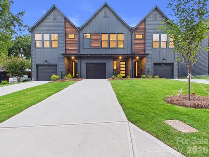 2645 Ravencroft Drive pending home in Smallwood, Charlotte, NC