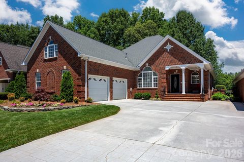 1256 Kennett Avenue sold home in Heritage Commons, Gastonia, NC