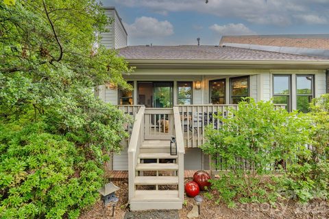 77 Chestnut Street sold home in Oak Hall, Tryon, NC