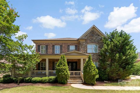 3411 Stags Leap Way active home in Handsmill On Lake Wylie, York, SC