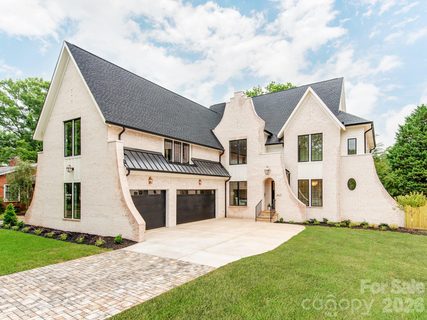 4627 Water Oak Road active home in Cotswold, Charlotte, NC