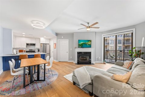 Previously sold for $392,000