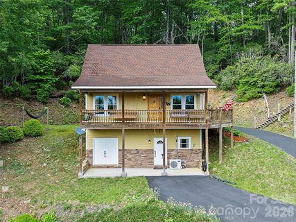 226 Orchard View Trail sold home in Highland Falls, Spruce Pine, NC
