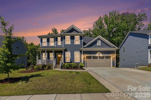 1246 Regions Boulevard sold home in Bretagne, Fort Mill, SC