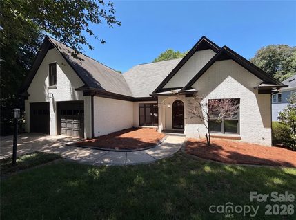 5309 Lancelot Drive active home in Providence Plantation, Charlotte, NC