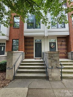 526 N Mcdowell Street pending home in M Street, Charlotte, NC