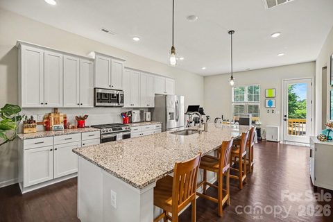 Homes in Hadley At Arrowood Station, Charlotte