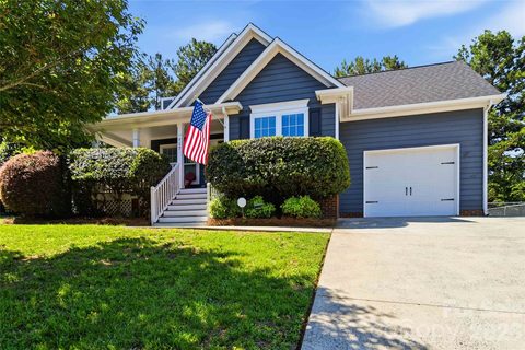 717 Peregrine Court sold home in Hawks Ridge, Gastonia, NC
