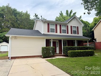 8004 Glencannon Drive sold home in Martin Lakes, Charlotte, NC