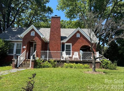 1303 Lane Street