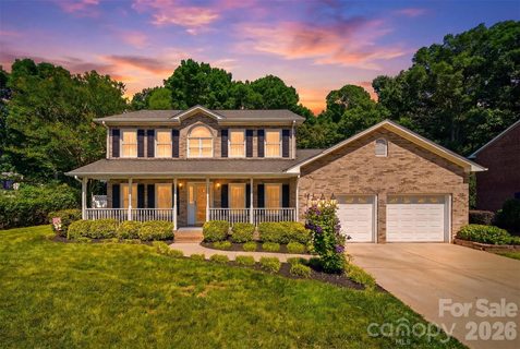 1948 Twin Ponds Drive pending home in Bakers Springs, Hickory, NC