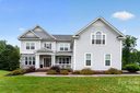 8529 Raven Top Drive sold home in Mint Hill, SC