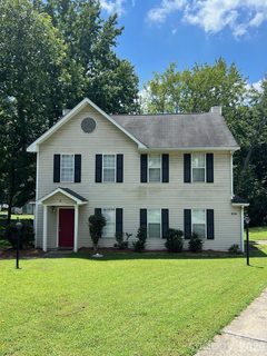 Homes in Selwyn Farms, Charlotte
